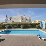 Magali * Gale (Albufeira)